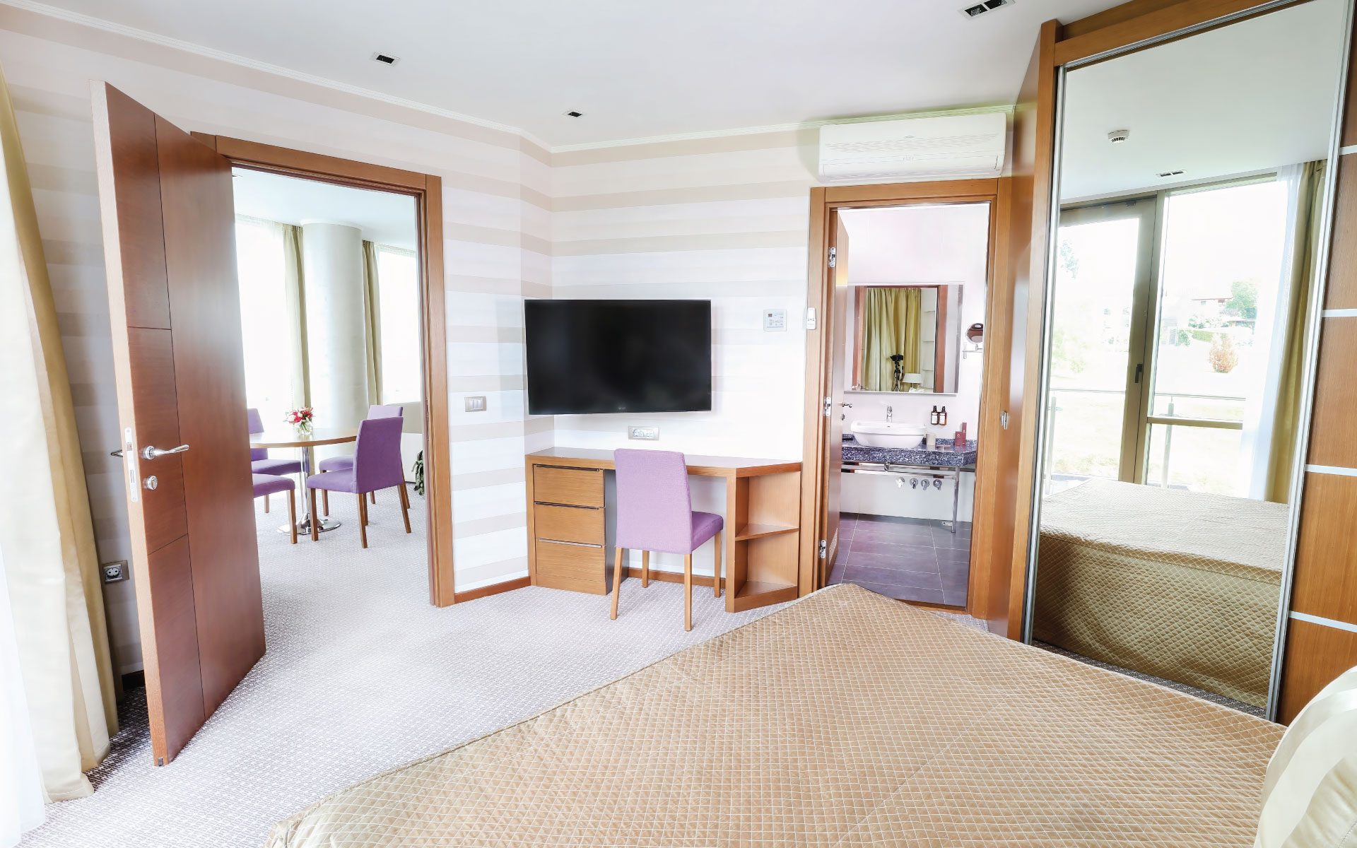Hotel Premier Aqua, Sobe i Apartmani